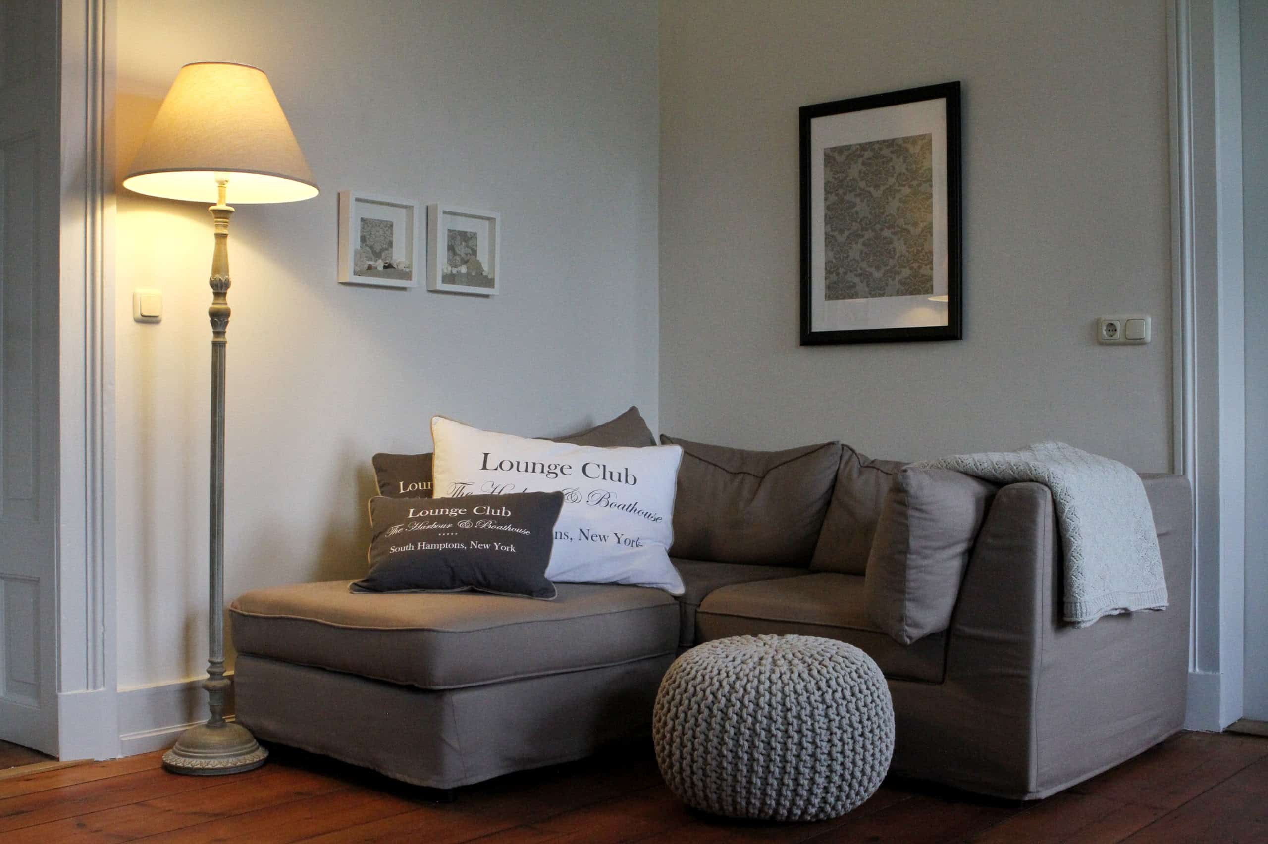 Gutshaus Volzrade Ferienwohnung Linde Sofa Gutshaus Volzrade Ferienwohnung Linde Sofa